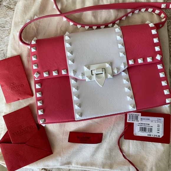 Valentino Free Rockstud Shoulder Bag - Picture 2 of 8